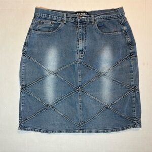 Y2K vintage diamond crisscross light wash denim midi skirt size 18